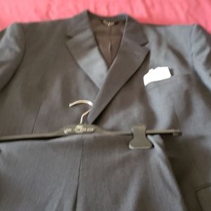 JoS A. Bank Men Suit
